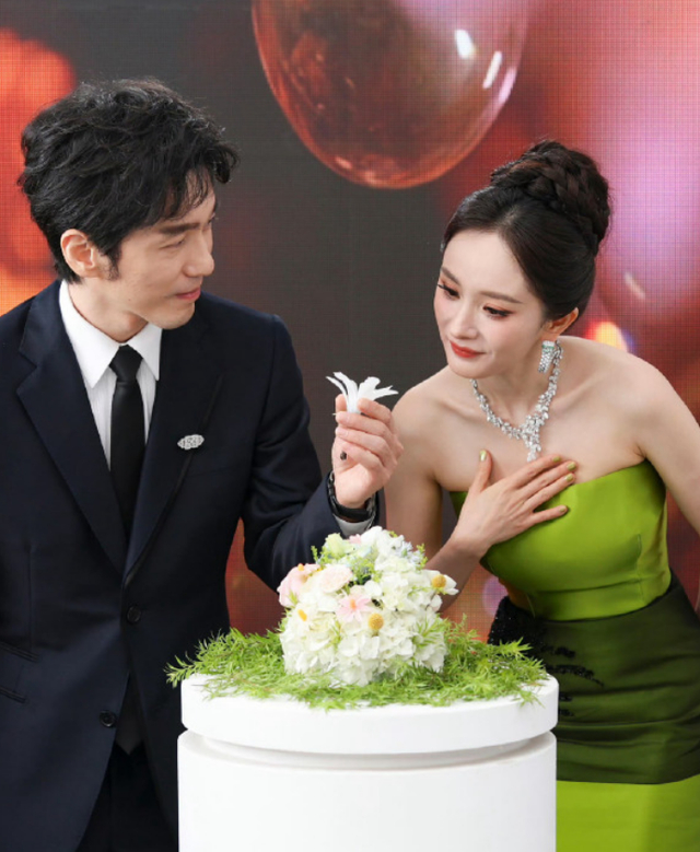 白玉兰奖又有意难平了？杨幂肖战不算陪跑，他们其实是无冕之王，图片 1