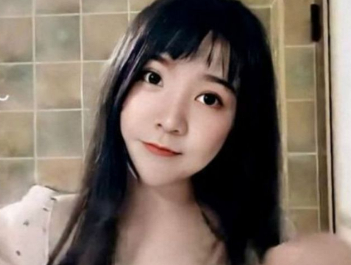 小团团PK再次爆冷输了，不服说出嘲讽言论，被对方粉丝骂到宣布停播，图片 1